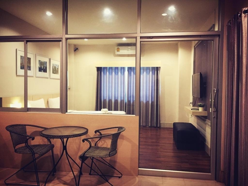 P-Residence Hat Yai Exteriör bild